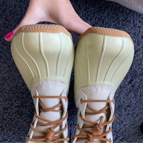 SPERRY Women’s Duck Boot Size 7.5 Cream Gold Sparkle Bean Boot Preppy - Picture 12 of 14